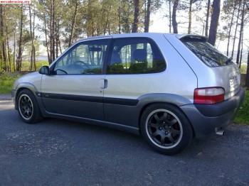 Se vende 205 gti ( motor roto)