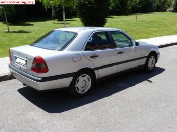 Mercesdes c250 turbodiesel 150cv 2900€