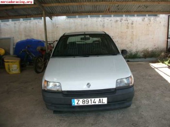 Se vende renault clio 1.9 diesel 5 p