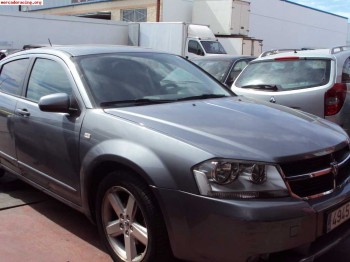 Dodge avenger 2.0 crd seminuevo