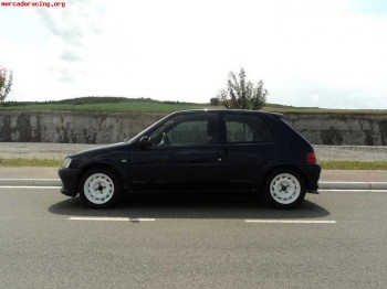 Peugeot 106 sport año 2003..(motor roto)