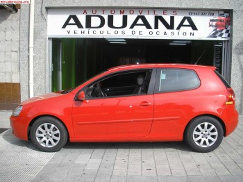 Se vende vw golf v 3 puertas, 1.9 tdi 105cv, 138.000km año 2