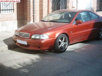 Se vende o cambia volvo c 70 t5