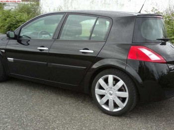 Se vende megane sport ( 225 cv. ) 5p.