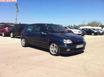 Clio 1.8 16v perfecto estado 2500e