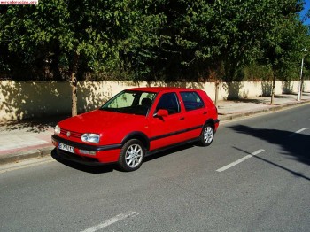 Golf gti 2.0 8v 1994 1400€