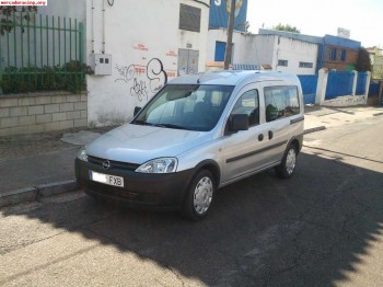 Vendo opel combo 1.3 cdti modelo 2008 75cv impecable
