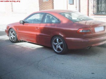 Se vende o cambia volvo c70 coupe de 240 cv con averia