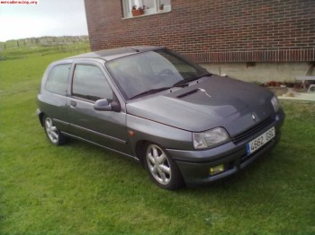 Clio 16v