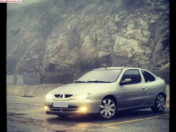 Vendo o cambio megane coupe con varios extras