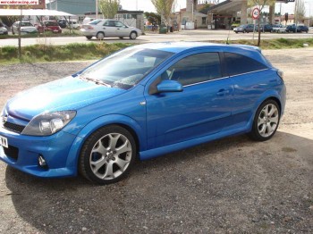 Opel astra opc