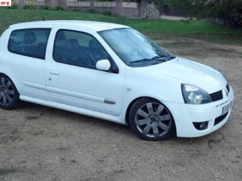Clio sport 2.0 16v 2999€