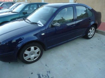 Se vende voklswagen bora v5