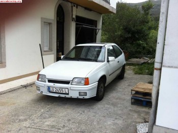 Vendo kadett gsi 1000€ galicia
