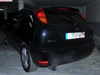 Vendo ford focus 1.6 16v muchos extras precio 3.800 €