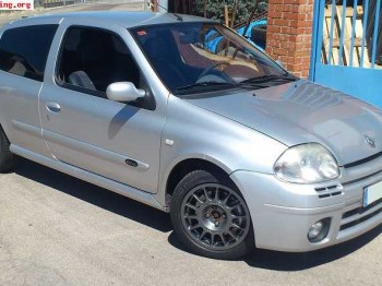 Ofrezco clio sport fase 1 como parte de pago de crs 197