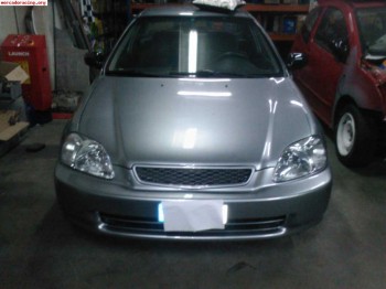 Se vende honda civic cupe sin mecanica