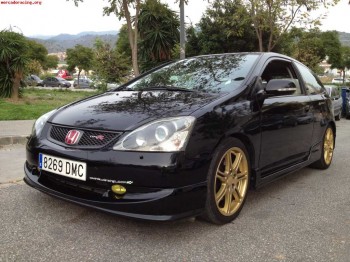 Se vende o cambia civic type r