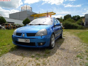 Clio sport 182