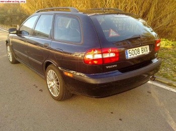 Volvo v40 1.8 gasolina impecable