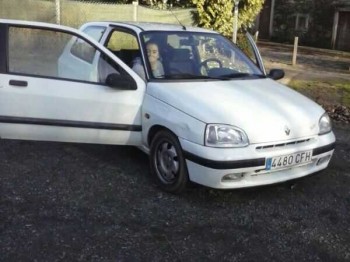 Se vende clio 1.4 s