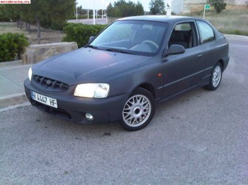 Hyundai accent 1.5i gt 16v -01