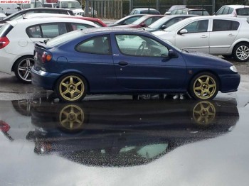 Se vende renault megane coupe 2.0 16v(147 cv)