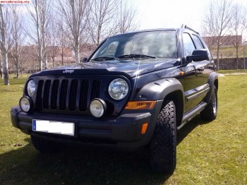 Jeep cherokee crd 2007  8990e