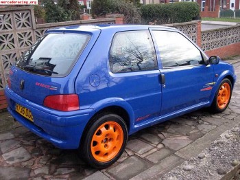 Compro 106 gti azul santorin (pitufo) // blanco