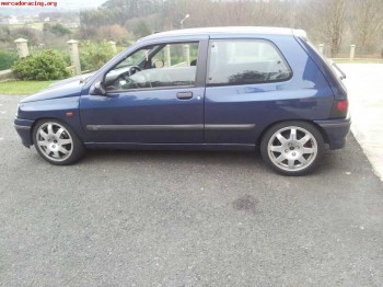 Clio 16v  2700€