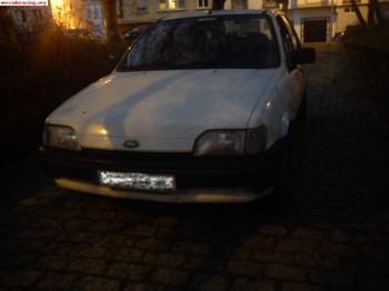 Se vende ford fiesta 1.8 diesel