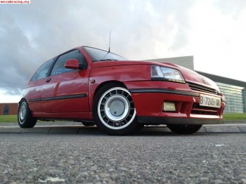 Renault clio 1.8 16v