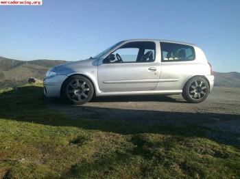 Vendo clio sport fase 1 sin motor y despiece