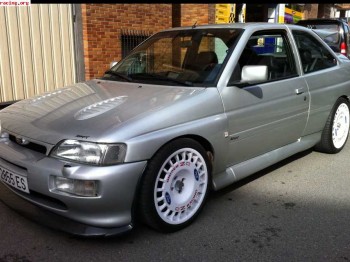 Ford escort cosworth t35 luxuri