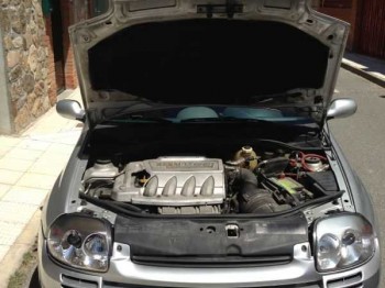 Renault clio sport 2.0 16v 