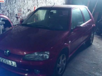 Se vende 106 sport