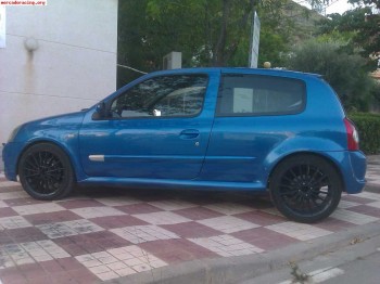 Renault clio sport 182cv
