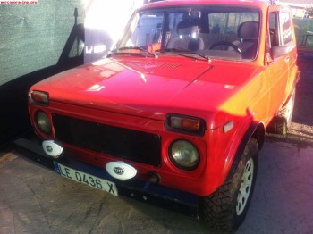 Se vendé lada niva 1.6