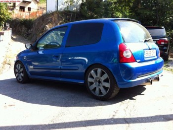 Se vende clio sport team 182cv 3500€ año 2005