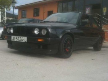 Bmw e30 318is vendo o cambio 2200€
