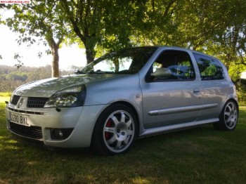 Renault clio sport