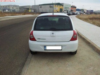 Vendo renault clio 1.5 dci 5 plazas 65cv 2008 impecable