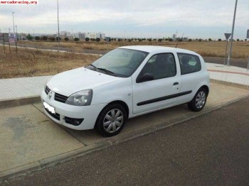 Vendo renault clio 1.5 dci 5 plazas 65cv 2008 impecable