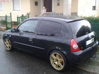 Se vende renault  clio 1.4 16v o entrego como pago de furgon