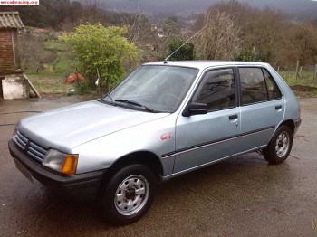 Peugeot 205 gt