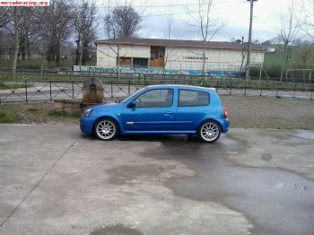 Se vende clio sport