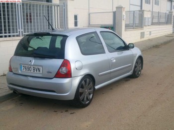 Se vende o se cambia clio sport