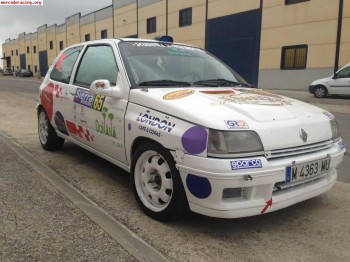 William por coche de calle