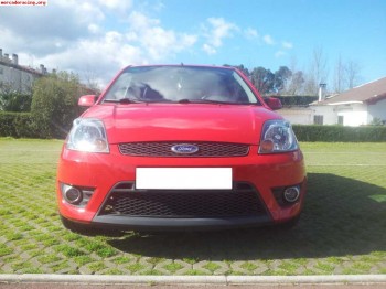 Ford fiesta st 2.0 150 cv 4500€