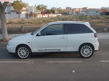 Seat ibiza cupra 2  1.200€ año 1998 150 cv.